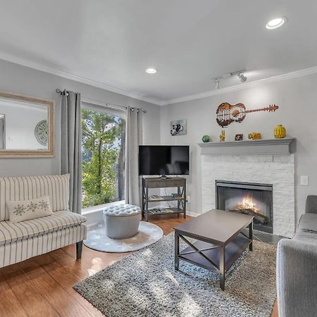 Nash Star Private Condo - 2Bed, 2Bath, Sleep 6, 25 Min Walk To Broadway And All Nashville Attractions, Pool, Gym Екстер'єр фото