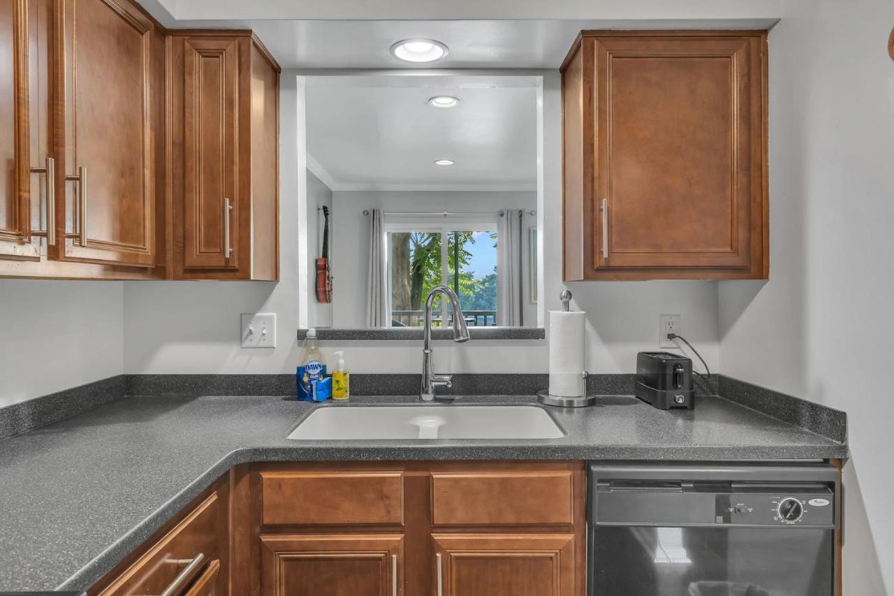 Nash Star Private Condo - 2Bed, 2Bath, Sleep 6, 25 Min Walk To Broadway And All Nashville Attractions, Pool, Gym Екстер'єр фото