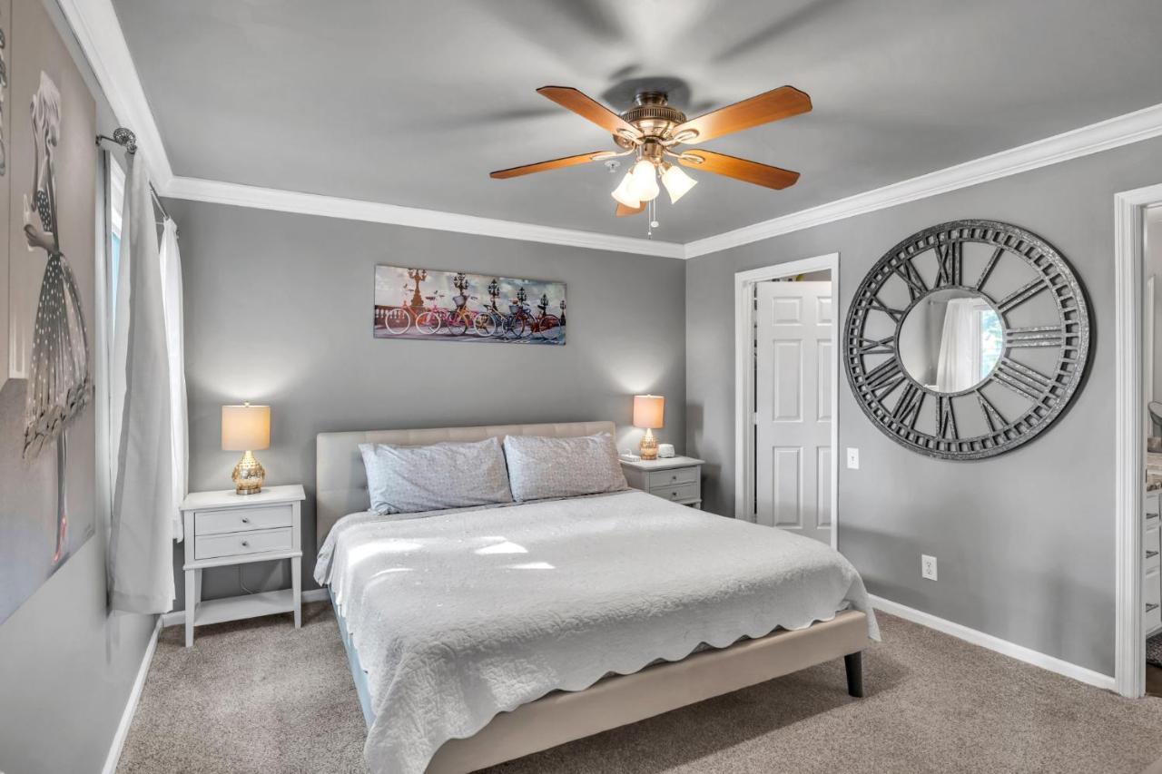 Nash Star Private Condo - 2Bed, 2Bath, Sleep 6, 25 Min Walk To Broadway And All Nashville Attractions, Pool, Gym Екстер'єр фото